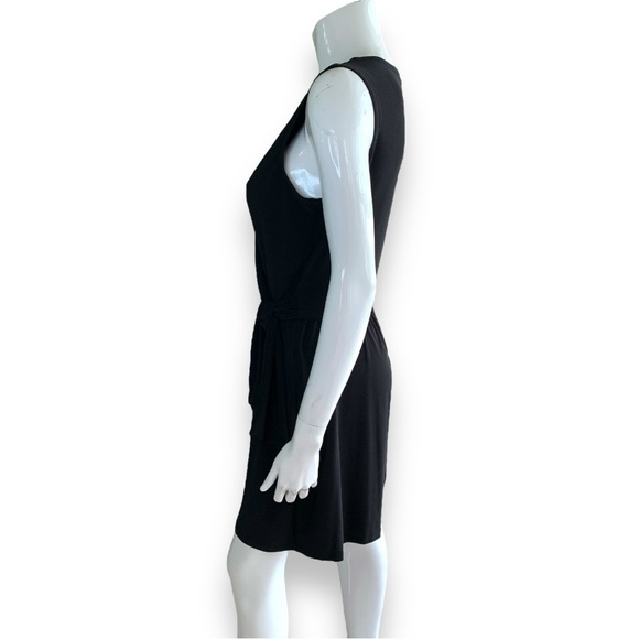 ANNALEE & HOPE BLACK SLEEVELESS DRAPED ROMPER WITH TIE WAIST. WOMEN’S SZ MEDIUM - Picture 4 of 8